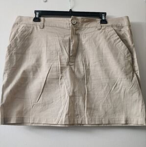 NEW SKIRT BY COLUMBIA SIZE 14 NO STRETCH BEIGE 100% COTTON